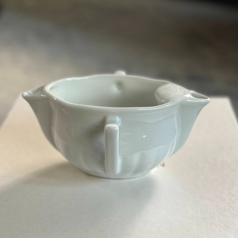 Pillivuyt France Double Spout Gravy Creamer
